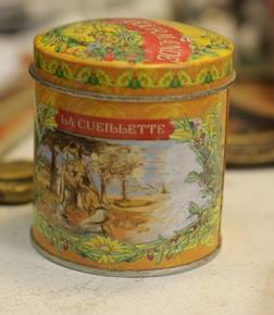 une boîte détournée par david rodriguez