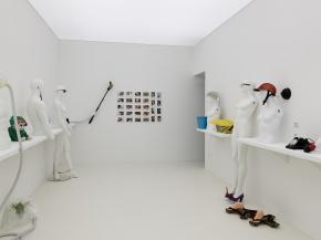 Vue_de_lexposition__Le_Bord_des_Mondes__Palais_de_Tokyo_2015._Photo__Andr_Morin