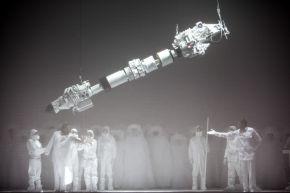 -3Repetition-generale-Moses-und-Aron--c---Bernd-Uhlig---Opera-national-de-Paris-8--800 copie