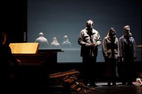 2 Les Derniers Jours de lhumanité c Christophe Raynaud de Lage coll.CF 016 copie