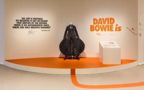 David_Bowie_is_-_Groninger_Museum_-_photo_Gerhard_Taatgen_1