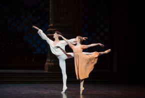 Photo 2 Julien Benhamou   Opera national de Paris-2015-16-ROMEO-110-800