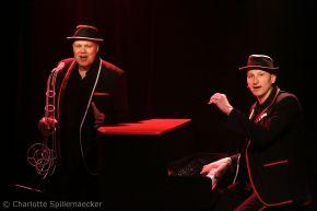 DEMI-FRERES-DUO leds photo 3 by Charlotte SPILL