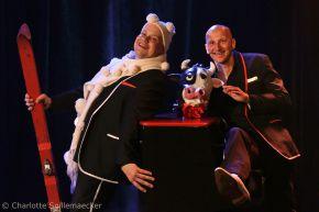 DEMI-FRERES-DUO ski vache humour photo 1 by Charlotte SPILL