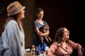 Vania Julie Deliquet c Simon Gosselin coll.CF 5196 copie