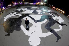 cleon-peterson-endless-sleep-paris-eiffel-tower-nuit-blanche-2