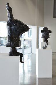 PETROVITCH Francoise Petrovitch sentinelles  sculptures au frac