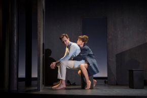 La Ronde c Brigitte Enguérand coll.CF 104 copie