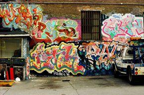 PETITE2-streetgenerations-1980s-New-York-Graffiti-photo-Stephane-Bisseuil-courtesy-Magda-Danysz-8-jigsaw-laconditionpublique copie