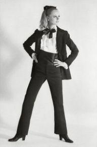 Tenue correcte exigée smocking YSL