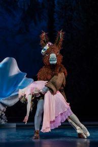 Agathe Poupeney   Opera national de Paris-Le-Songe-d-une-nuit-d-ete---E.Abbagnato---F.-Vantaggio--Agathe-Poupeney---OnP--3--800