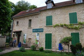 Auvers-MuseeAbsintheCreditMuseeAbsinthe