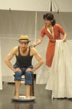 Avec Fellag, Tous les algériens sont des mécaniciens au Théâtre du Rond-point!