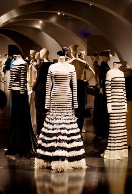 Les marins font la mode – Musée de la Marine