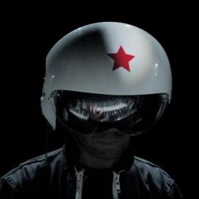 Cascadeur met le Café de la Danse sous hypnose