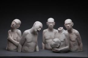 Richard_Stipl_Derision_2011_Argile_33_x_80_x_25_cm_Courtesy_galerie_dukan_hourdequin_Paris_-_1_-_2_0