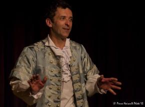 Au Lucernaire, Hervé Devolder joue « Scapin »… ou « Les Fourberies de Scapin »… tout seul !