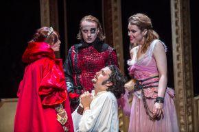 Le Prince travesti : Daniel Mesguich met en scène le théâtre de Marivaux