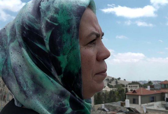 Allez-y de notre part : Latifa, le cœur au combat