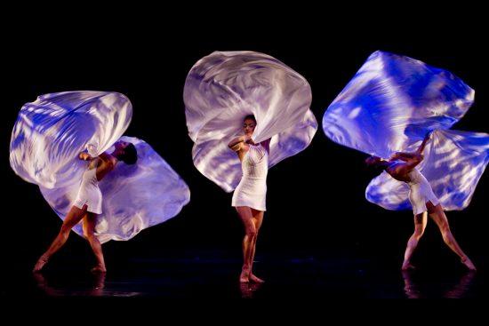 Momix assurent les Fêtes