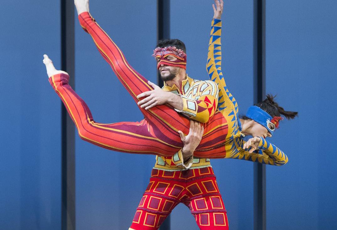 Philippe Decouflé « J’adore les couleurs » Artistikrezo