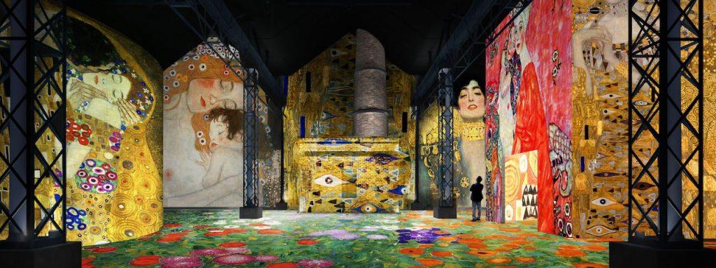 Klimt-atelier-des-lumieres-culturespaces