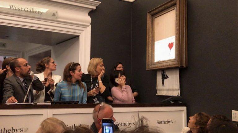 Banksy détruit chez Sotheby’s son œuvre adjugée à 1 M€