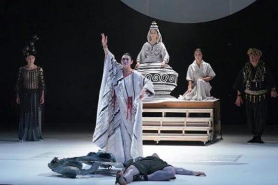 Révélation à La Colline, sublimation universelle