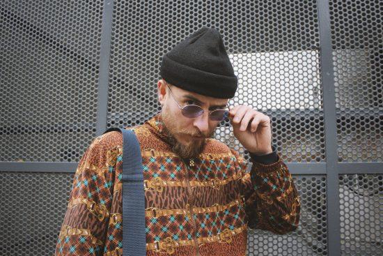 Thomas Davtin, portrait d’un photographe qui amène la haute couture dans la rue