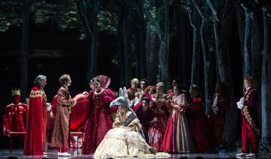 « Cendrillon » et « Peau d’Âne » au bal des princesses