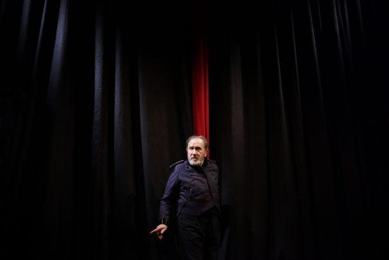 “Le Faiseur de théâtre” : André Marcon sublime interprète de Thomas Bernhard