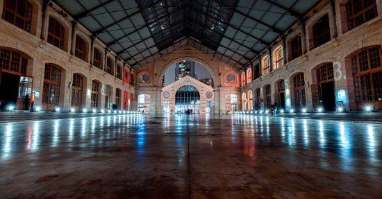 Pablo Valbuena au CENTQUATRE-PARIS : de lumière et de son