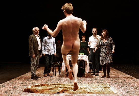 Les Chiens de Navarre et la famille, une joyeuse explosion