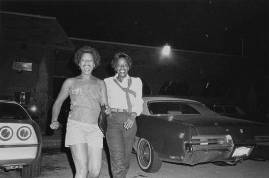 Carrie Mae Weems (1953-) : une œuvre synonyme d’engagement et de dénonciation