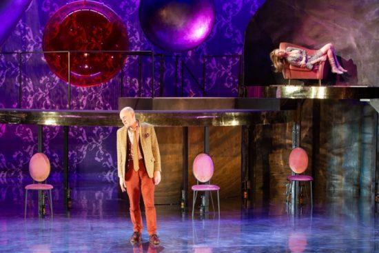 “Kadoc” au Rond-Point, la folle absurdité du travail