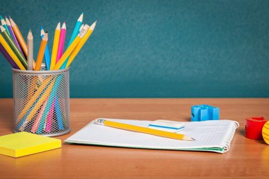 Faire l’école à la maison, les aides scolaires pour les élèves