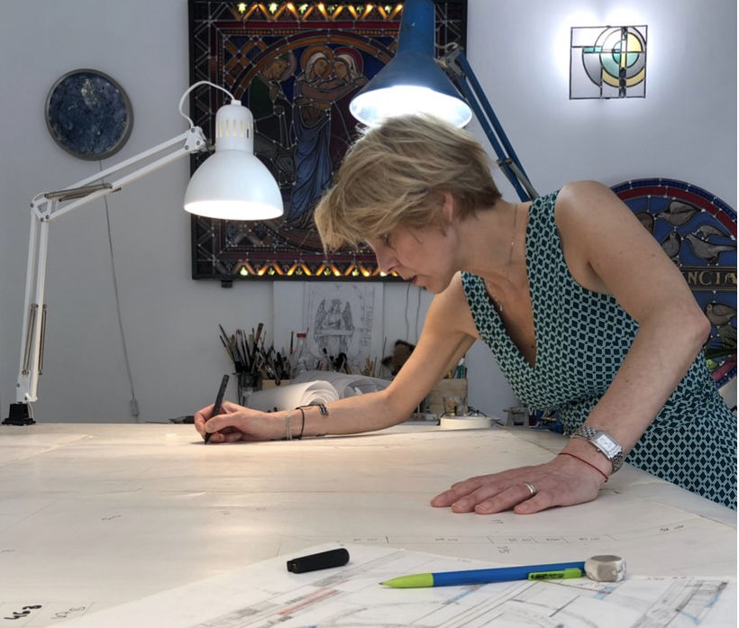 Marie Pierre Bouaziz, vitrailliste  : “Je prends une feuille, un crayon et l’inspiration part toute seule”