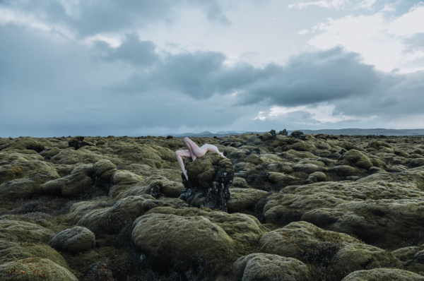 Ivannalys : “Les gens ont créé des idéaux de beauté que je trouve inutile en photographie”