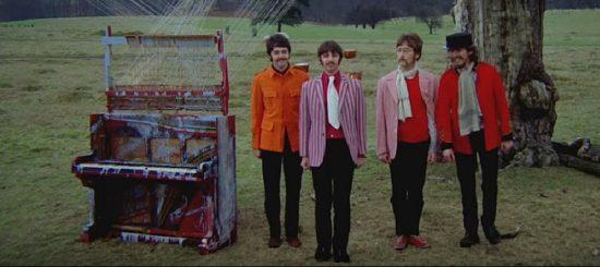 Zoom sur Strawberry Fields Forever des Beatles