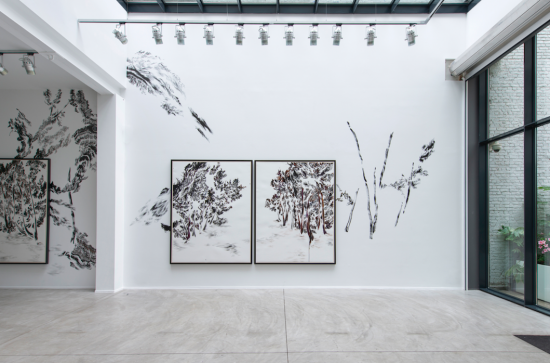 Abdelkader Benchamma : “J’aimerais que l’on regarde mes dessins comme un champ d’énergie”