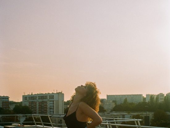 Sabrina Bellaouel : “J’essaie d’être la plus diversifiée et reconnaissable possible”