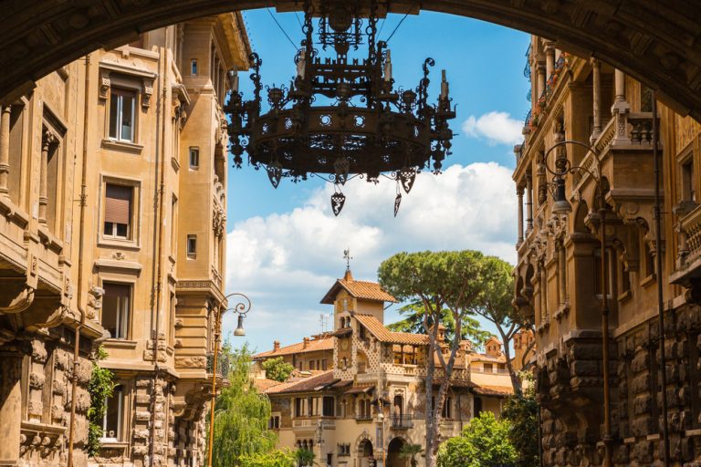 Rome insolite : le quartier fantasmagorique de Coppedè