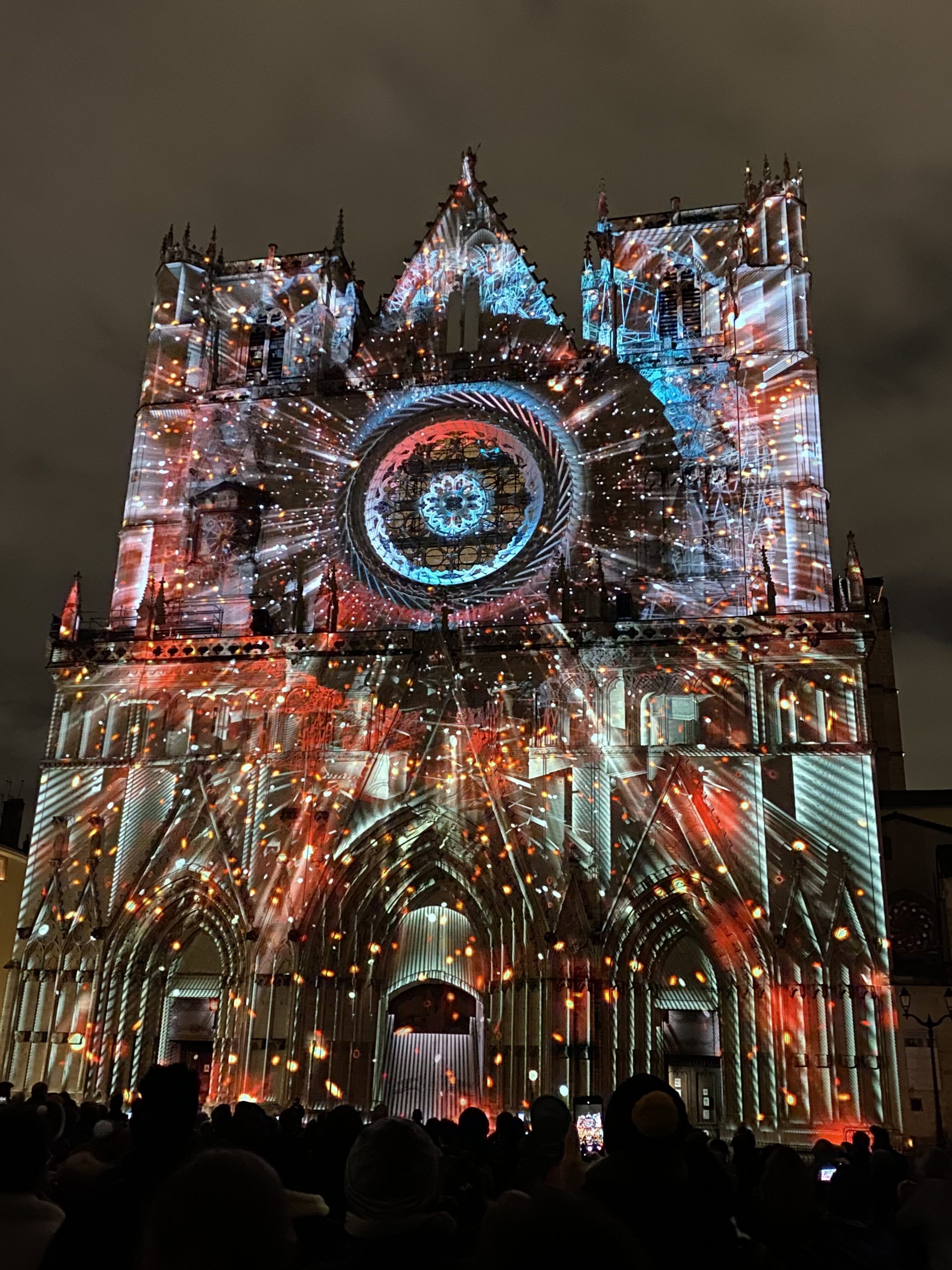 Retour sur les 5 meilleurs spots de la fête des Lumières à Lyon -  Artistikrezo