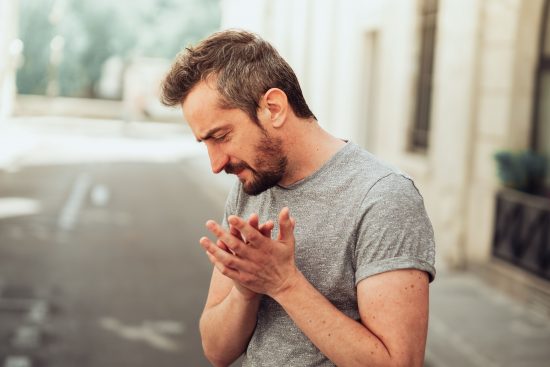 Indolore partage avec vous l’histoire d’un succès inattendu pour sa chanson “Je Rêve D’é”
