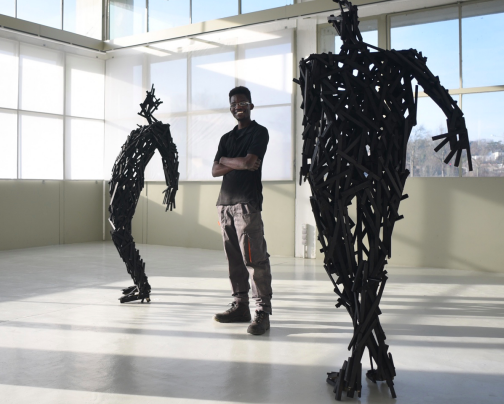 Le Prix ellipse 2022 décerné à l’artiste ivoirien Assoukrou Aké