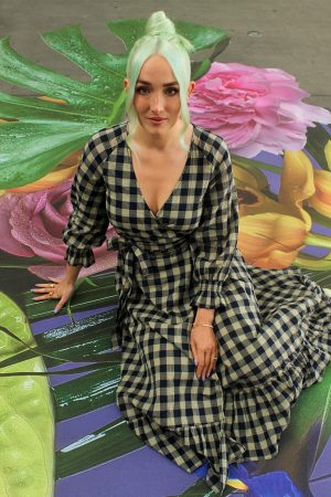 L’artiste Claire Luxton habille le Patio Pina Bausch d’une fresque immersive et éphémère, “Eden”