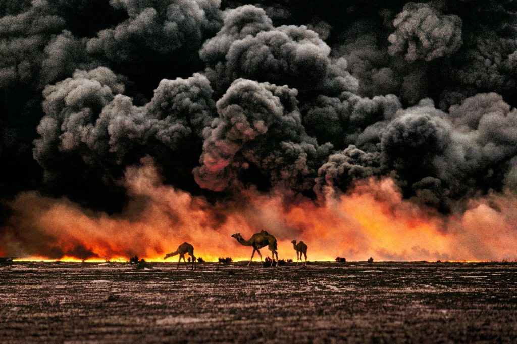 Al-Ahmadi-Koweit-1991 © Steve-McCurry