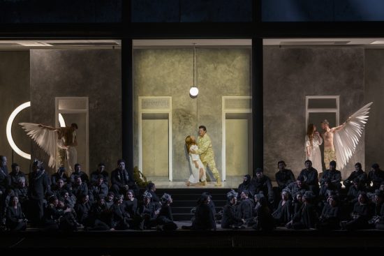 “Lohengrin” à l’Opéra Bastille : la pureté d’un héros dévasté par la guerre