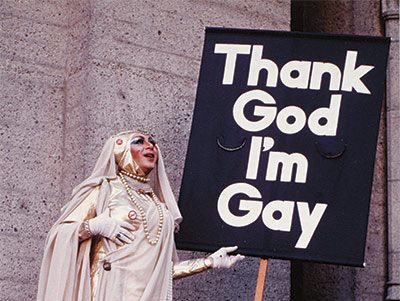 Exposition “Over the Rainbow” : L’art de la transformation et de l’émancipation LGBTQIA+