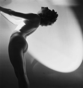 Nu, Paris © Schall Collection